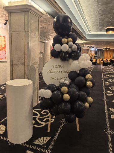 Украса за юбилей, абитуриентски бал или рожден ден 