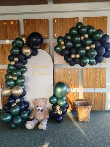 Украса за кръщение, погача или първи рожден ден с Мече в летящ балон/кош