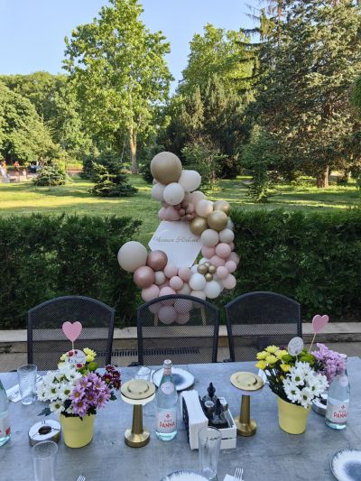 Украса за юбилей, абитуриентски бал или рожден ден 